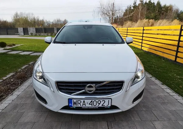 mazowieckie Volvo V60 cena 39800 przebieg: 240000, rok produkcji 2013 z Pionki